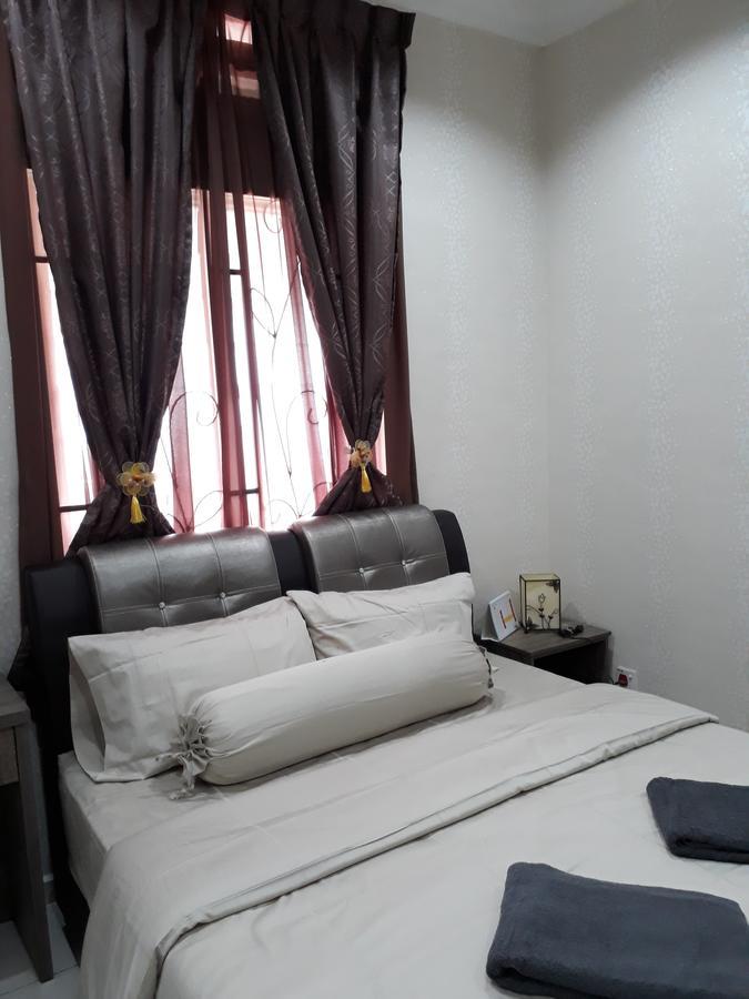 Damai Holiday Homestay Malacca Bagian luar foto